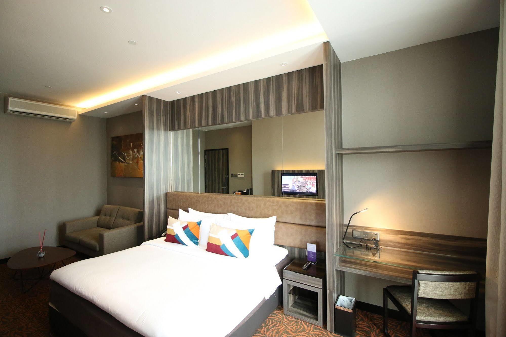 Aqueen Hotel Paya Lebar سنغافورة المظهر الخارجي الصورة